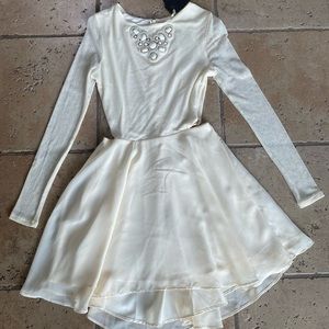Guess ivory coloured long sleeve dress